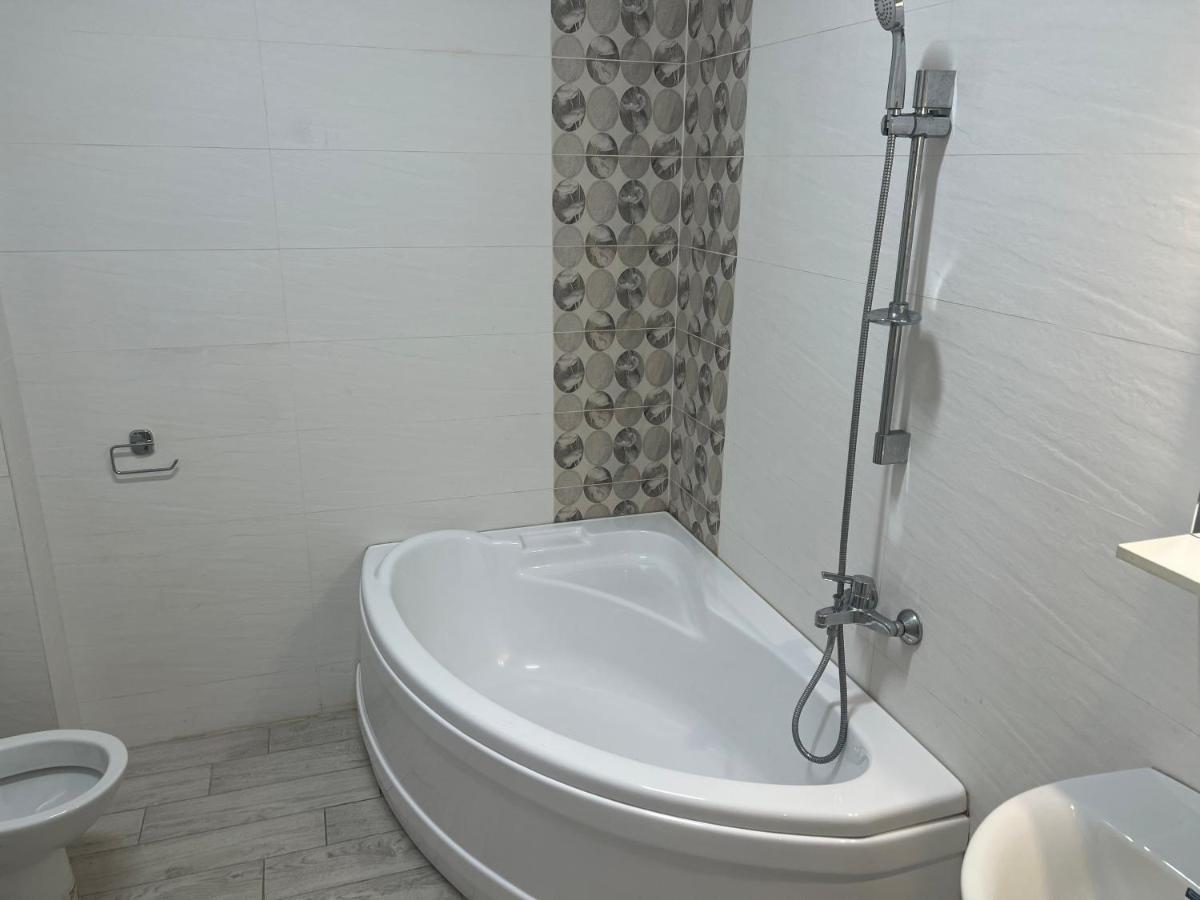 Apartament Militari Residence Roşu Eksteriør billede