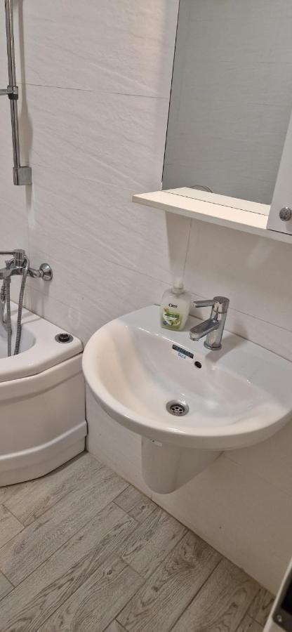 Apartament Militari Residence Roşu Eksteriør billede